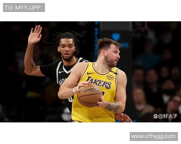 湖人对阵篮网精彩比赛视频回顾与精彩瞬间分析